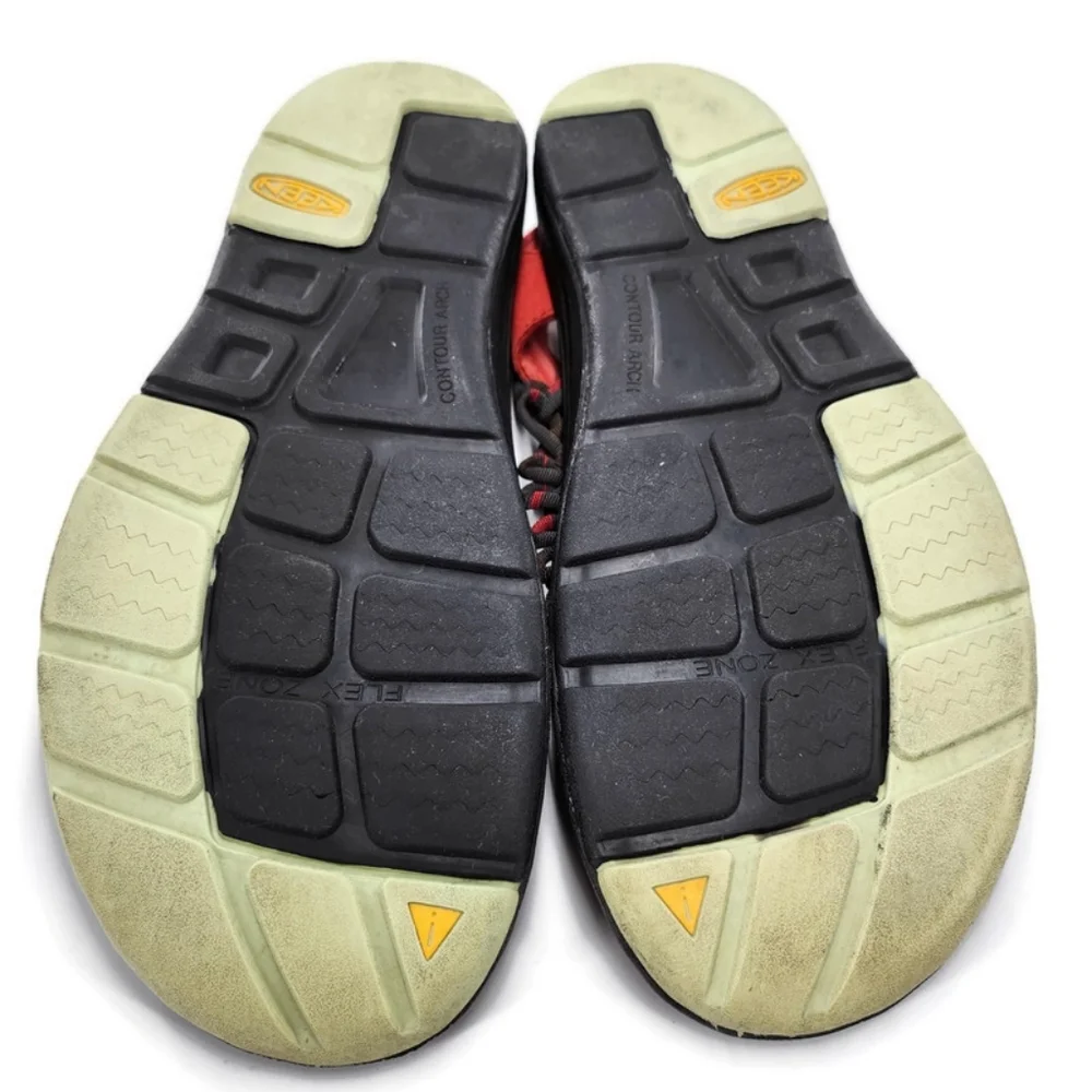 Keen Uneek Red & Grey Two-Cord Bungee Lace Open-Air Sandals - Picture 12 of 12